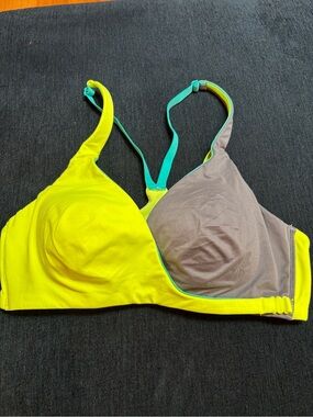 Victoria’s Secret sports bra
